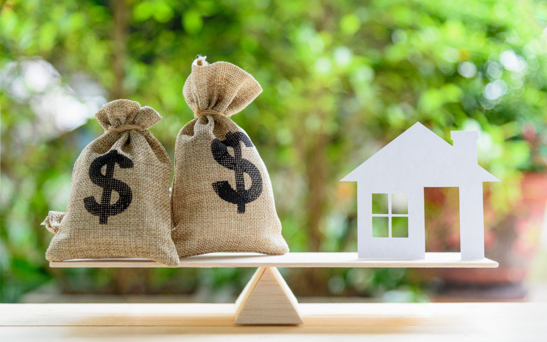 Comparing a HELOC vs Reverse Mortgage Loans